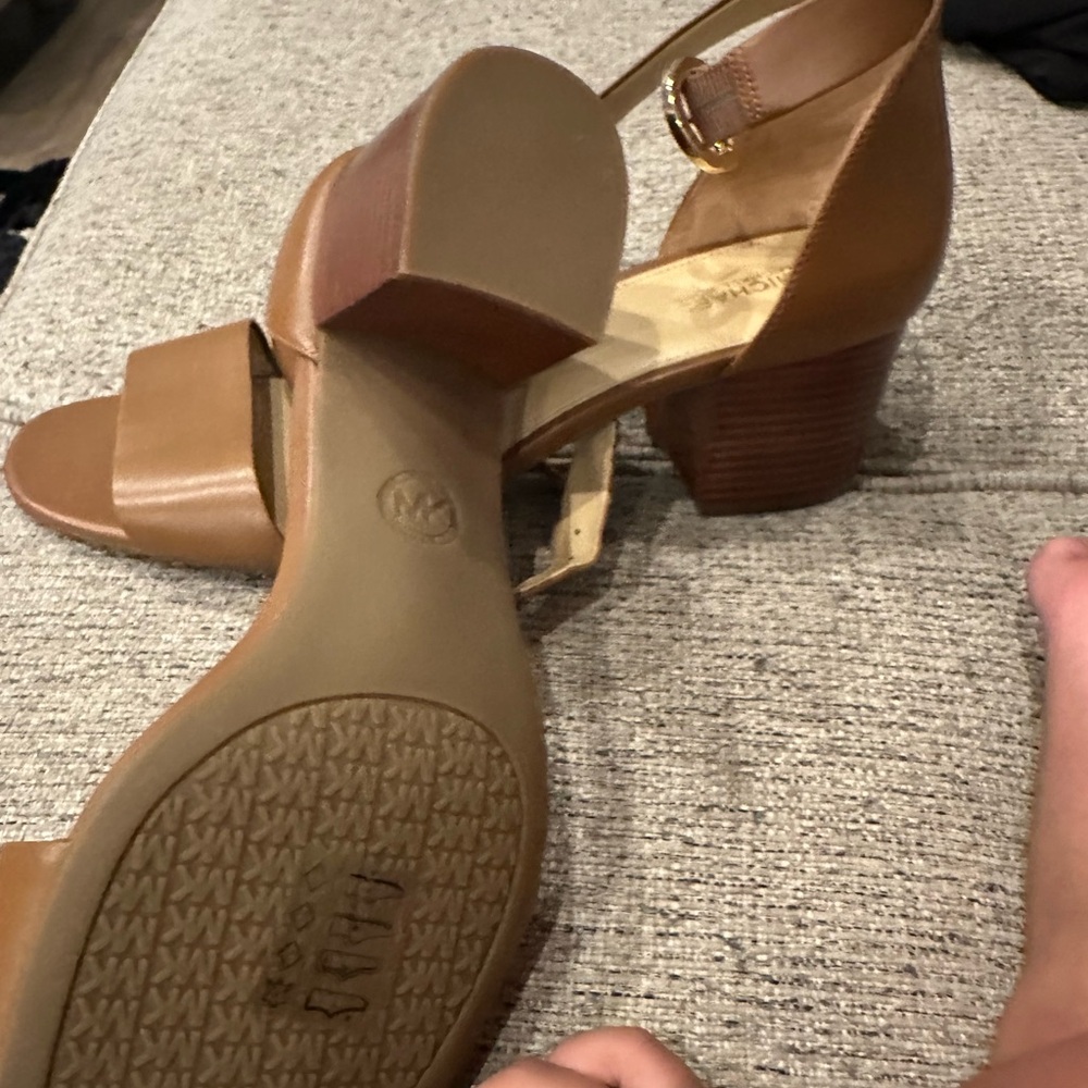 Michael Kors Tan Women's Sandals - Picture 3 of 3